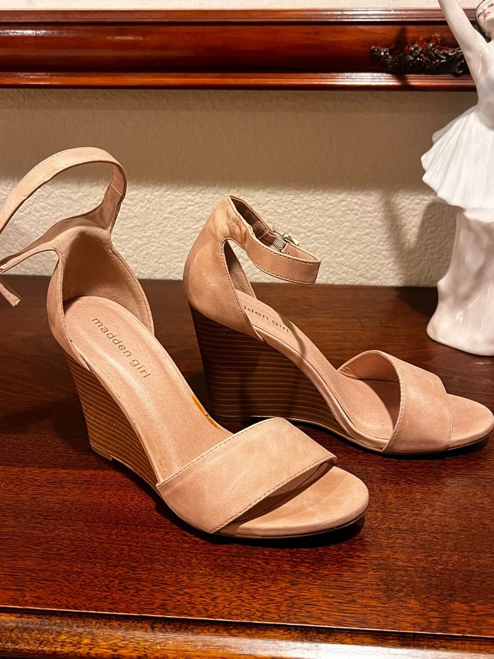 Madden Girl Blush Tan Ankle-Strap Wedge Sandals  NWOT